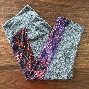 LuLaRoe Jade Workout Capri Pants